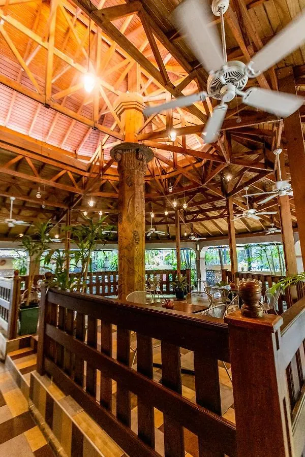 *** Luxury tent Le Plaza Hotel Port-au-Prince Haiti